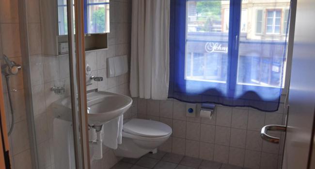 Hotel Krone Uetendorf Buitenkant foto